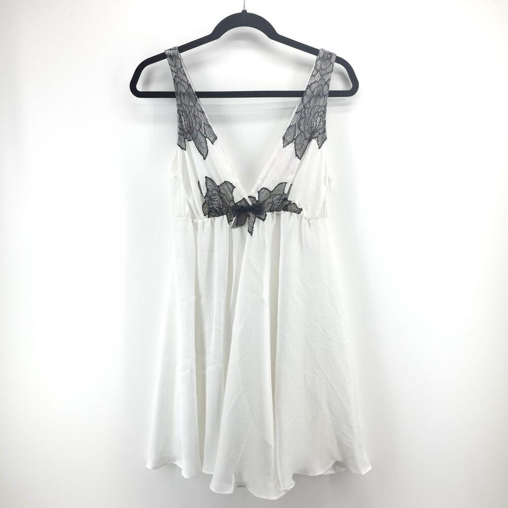 Oscar De La Renta Babydoll Gown Womens Medium White Lace Chiffon Black Bow